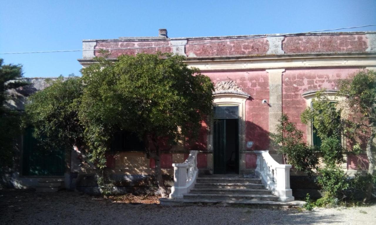 I Fichi Bianchi Bed & Breakfast Cutrofiano Exterior photo