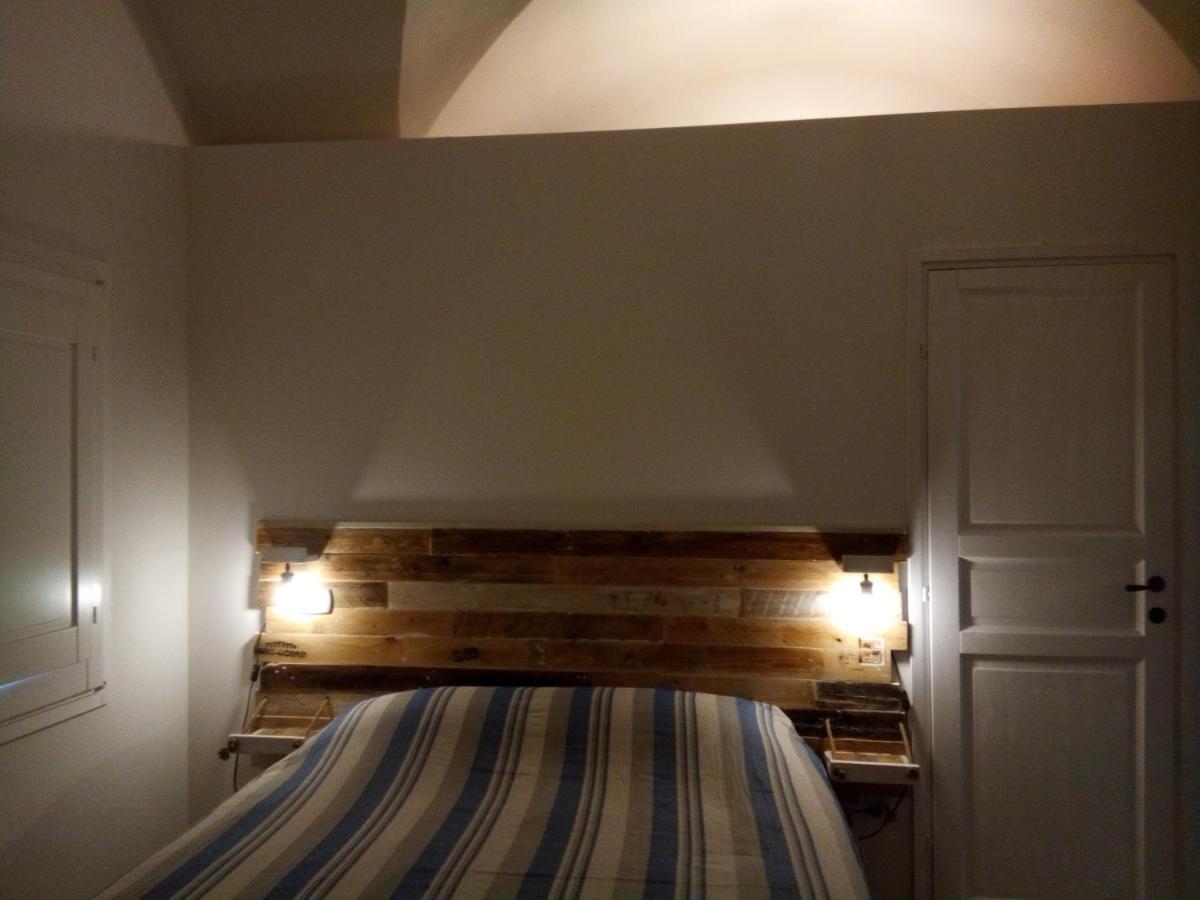 I Fichi Bianchi Bed & Breakfast Cutrofiano Exterior photo